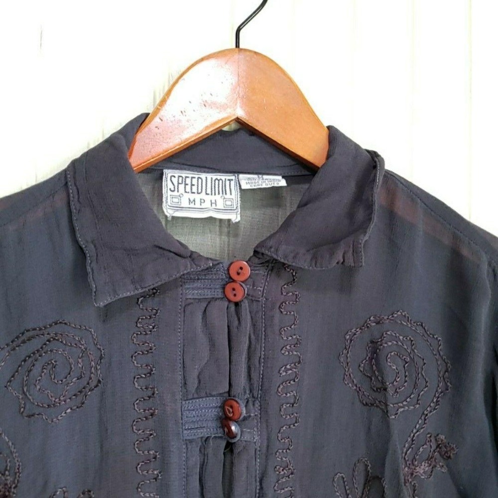 Speed Limit MPH Blouse Womens Medium Gray Sheer Embroidered Long Sleeve Top